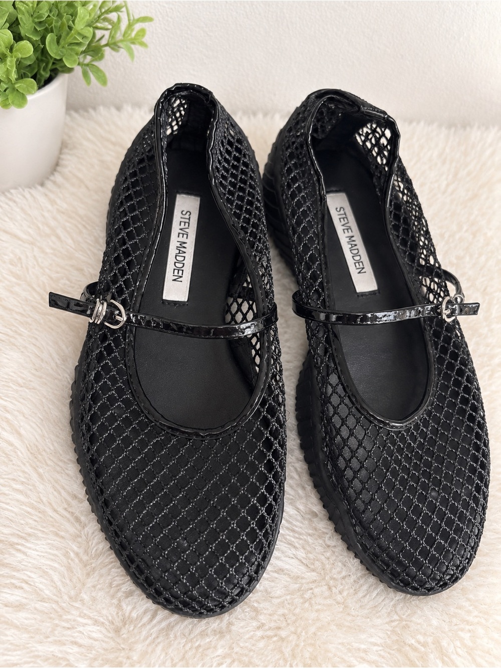 Steve Madden Black Mesh Mary Jane Flats with Buckle Strap